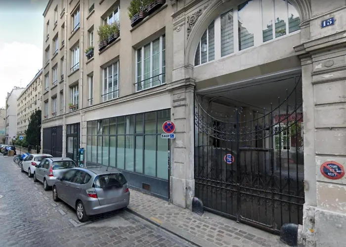CMG-Voltaire/ Bastille - G